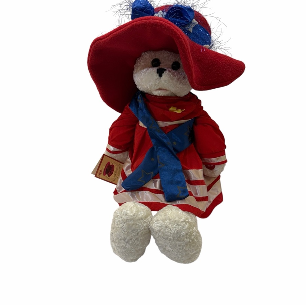 Chantilly Lane 22" Animated Red Hat Musical Bear Betsy Sing God Bless America